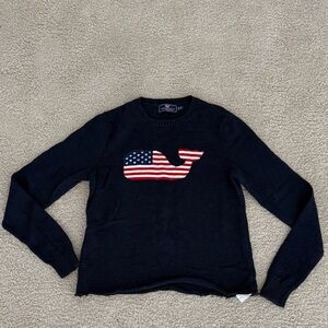 Gently used Vineyard Vines Women's Navy Sweater with Patriotic Whale USA Flag